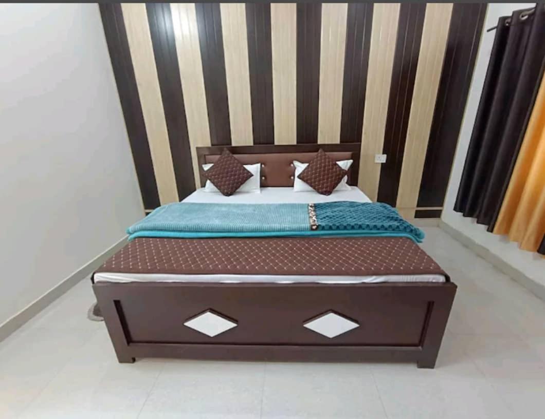 Ramam Hotel By Naavagat 700Mtr From Shri Ram Janambhumi Ayodhya Dış mekan fotoğraf